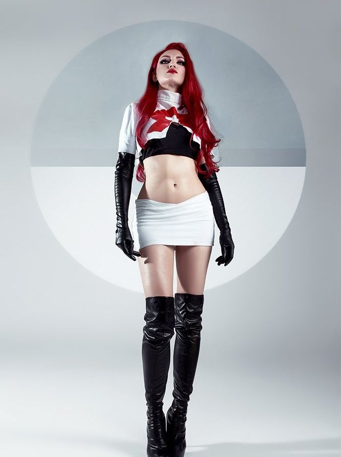 Shproton desnuda #108161265