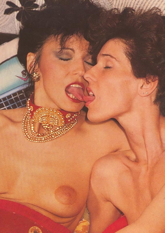 Vintage hardcore conjunto 17
 #103848650