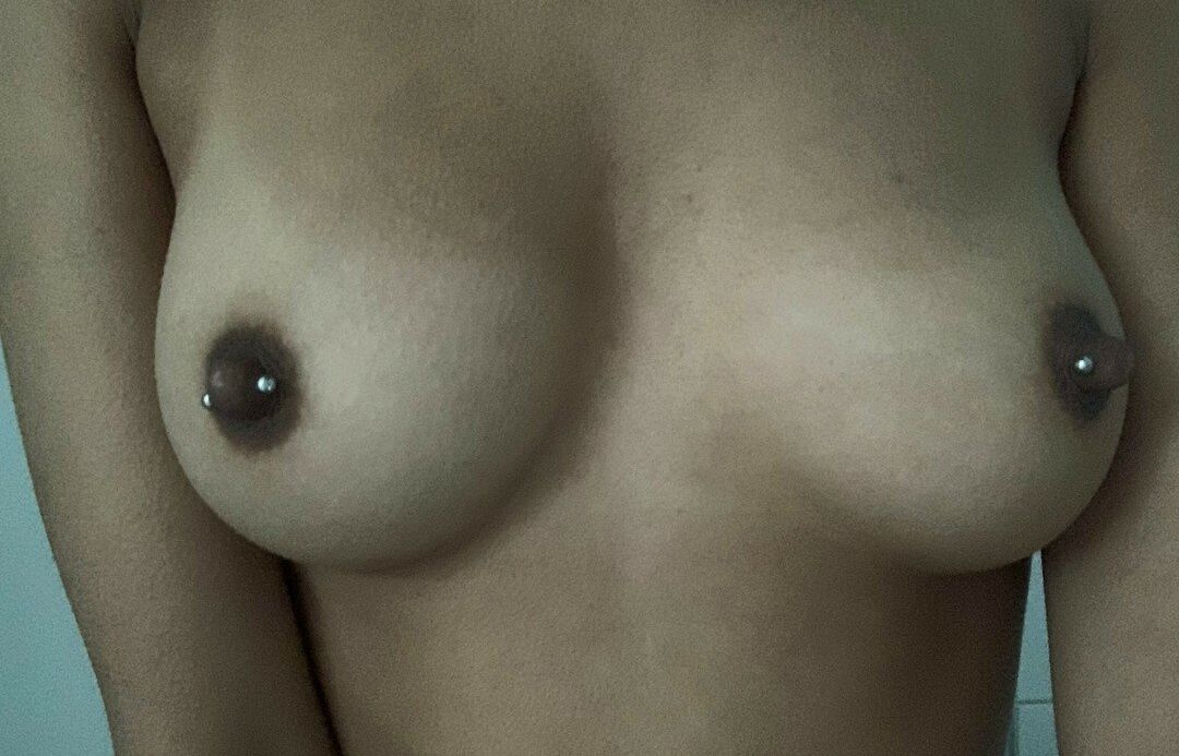 Solsticesage desnuda #108050773