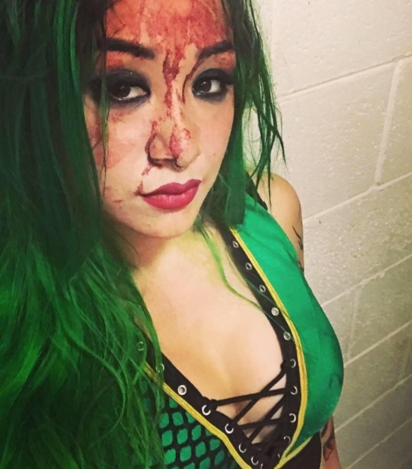 黒いハートのショットジ
 #82177766