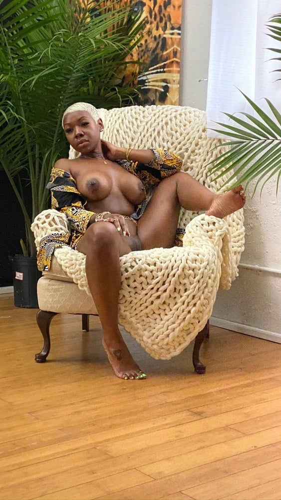 Ig & of hoes
 #87918861