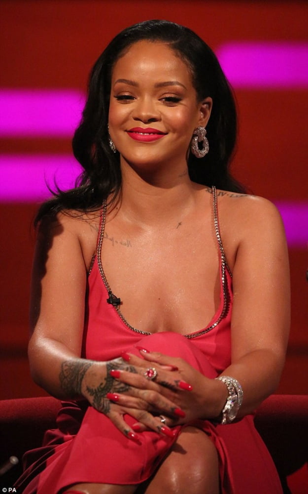Rihanna
 #102699995