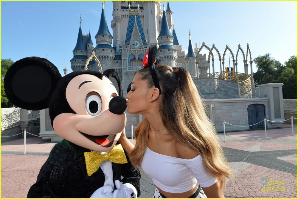 Ariana Grande The Real Face Of Queen Ari #102208681