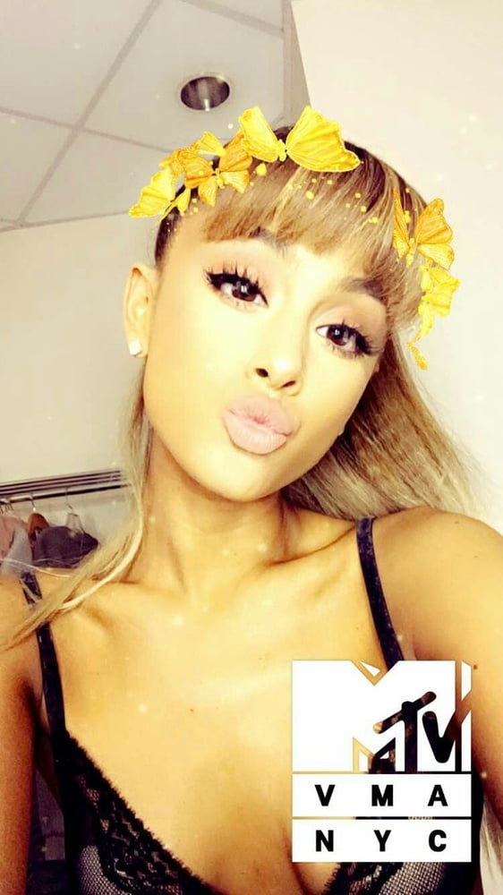 Ariana grande il vero volto della regina ari
 #102208928