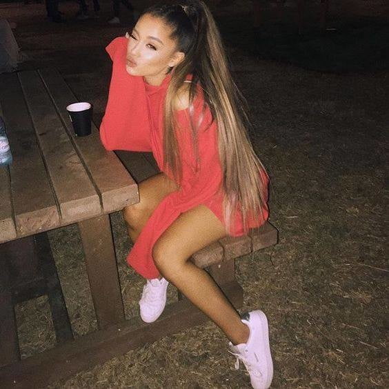 Ariana grande il vero volto della regina ari
 #102209285