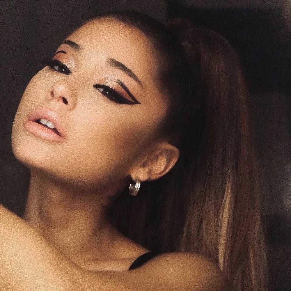 Ariana Grande The Real Face Of Queen Ari #102210180