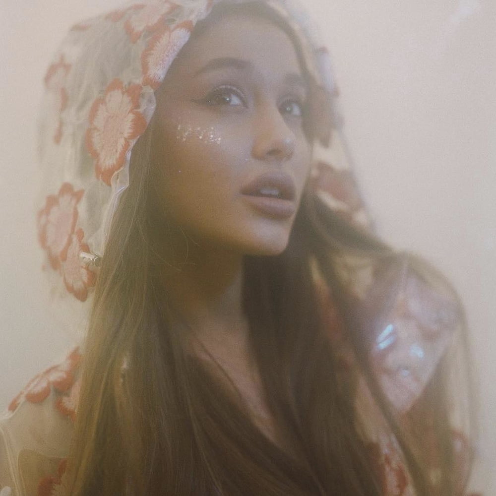 Ariana Grande The Real Face Of Queen Ari #102210212