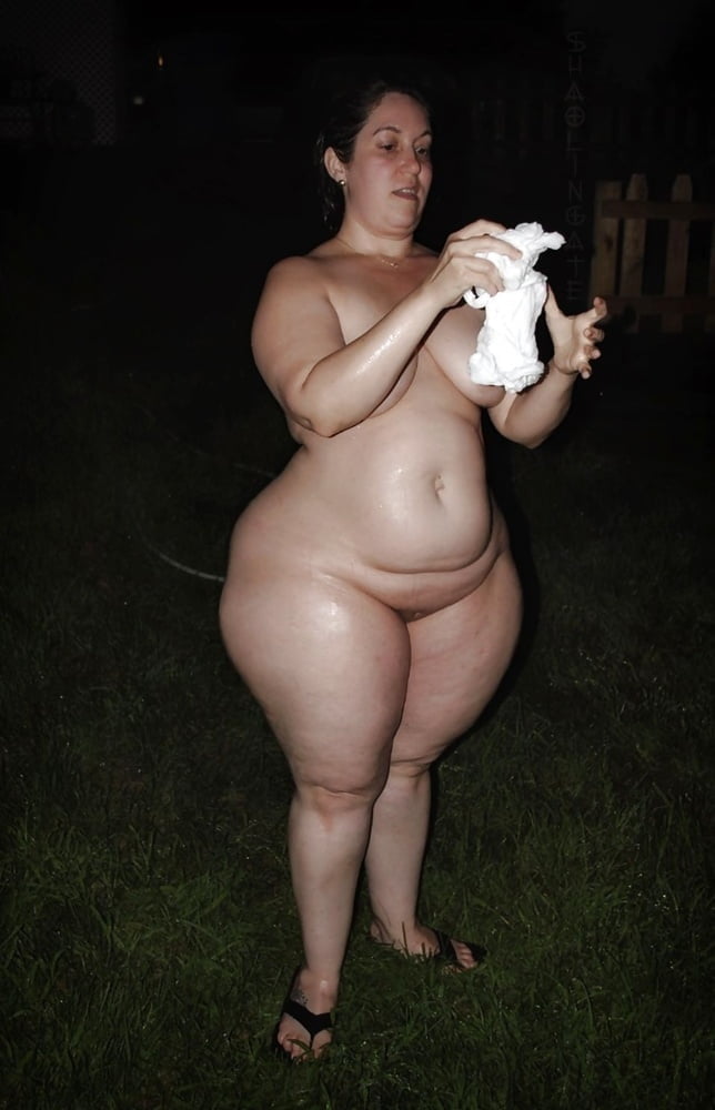 Wide hips #101533161