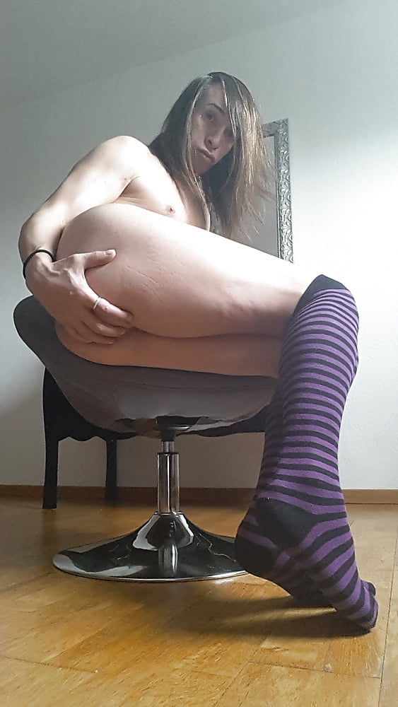 Tygra in socks striped purples-4 #106909525