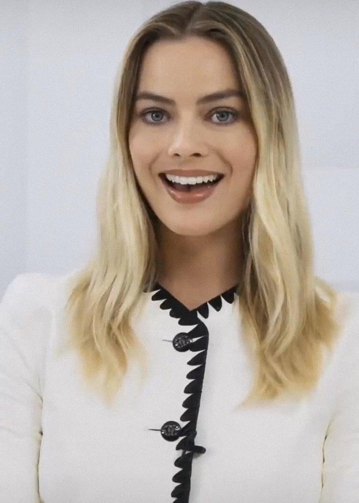 Margot robbie hot
 #106226164