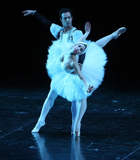 Ballerinas
 #94464437