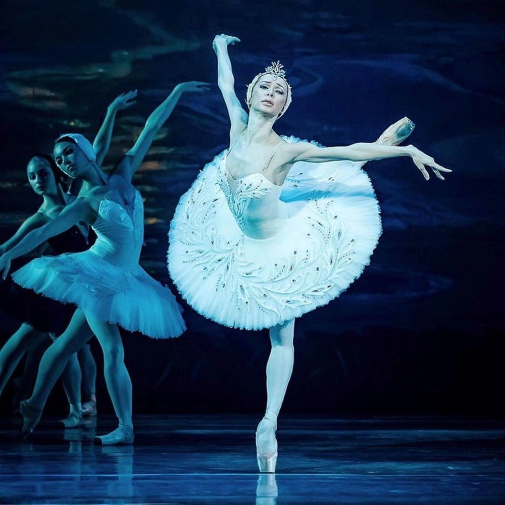 Ballerinas
 #94464452