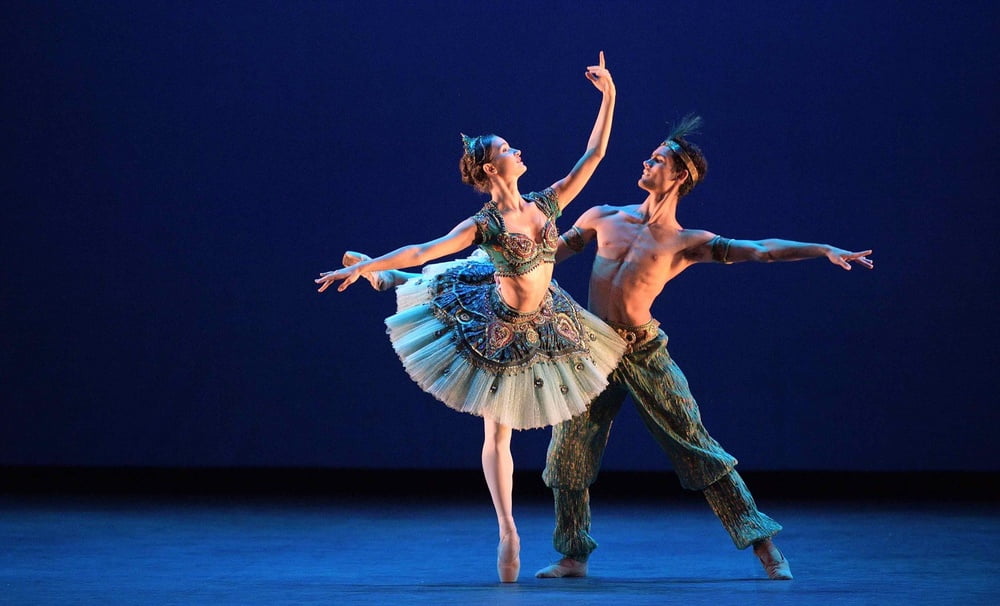 Ballerinas
 #94464761