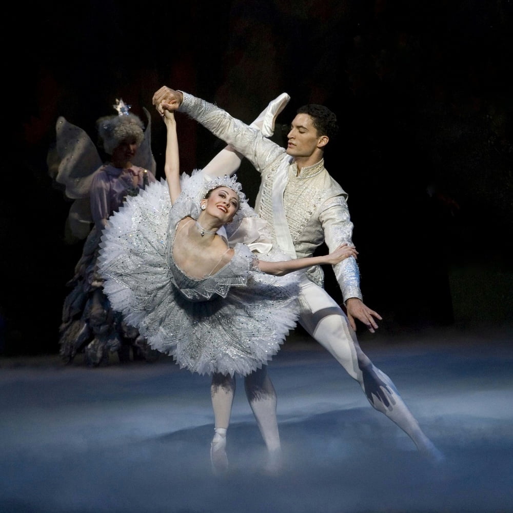 Ballerinas
 #94464962