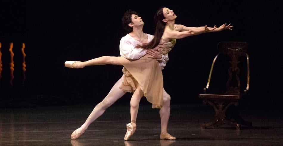 Ballerinas
 #94465392