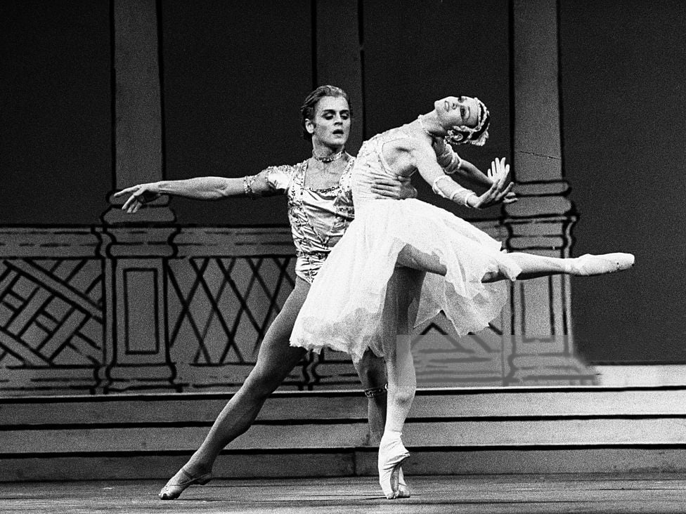 Ballerinas
 #94466504