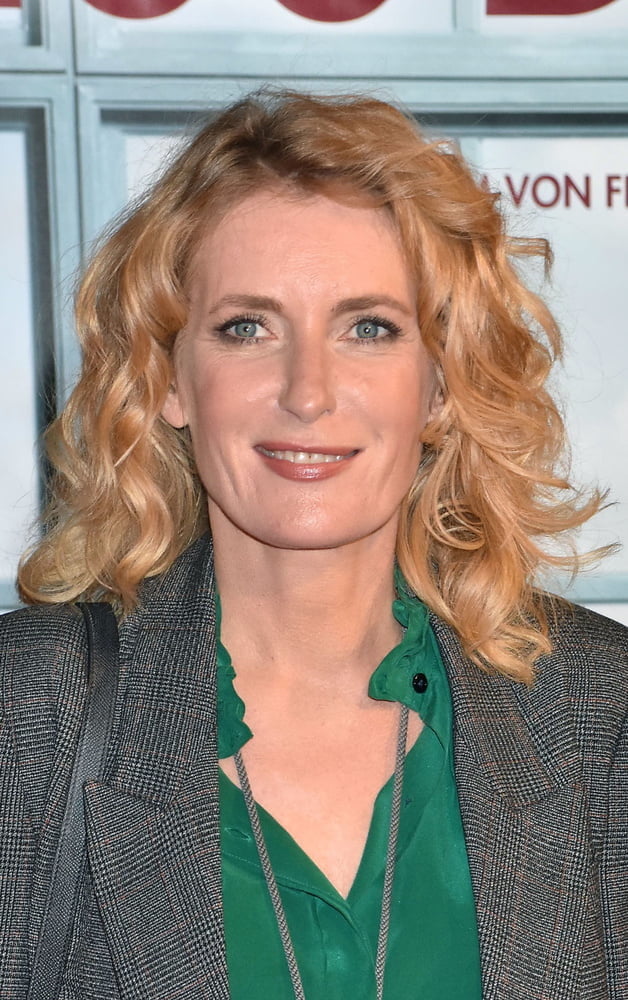 Sie weiss das, sie die geilste ist
 #91499395