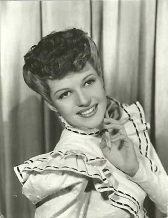 Rita Hayworth (The Strawberry Blonde, 1941) #88732984
