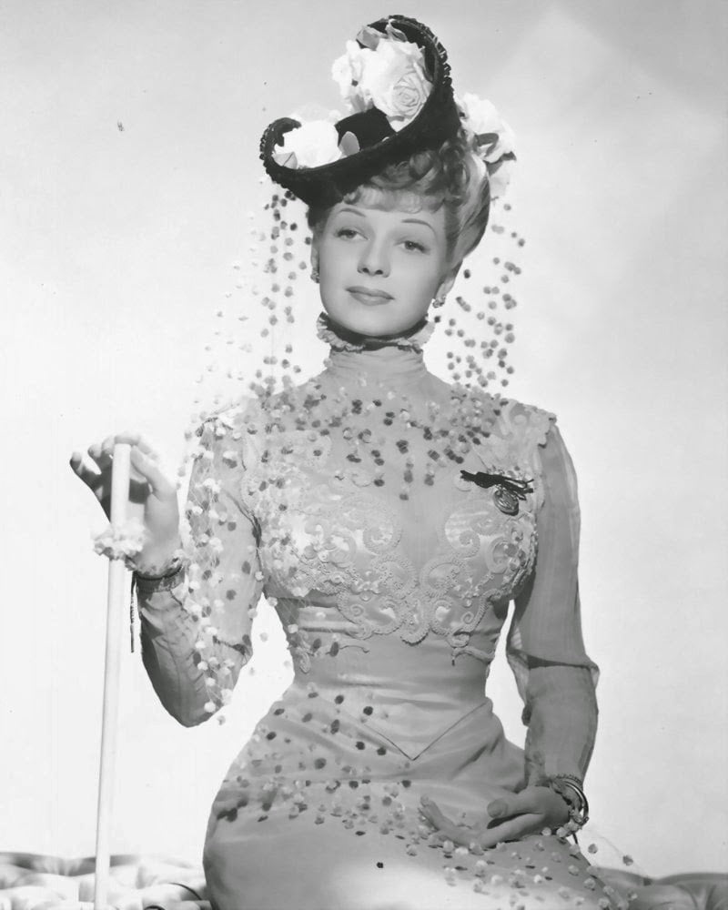 Rita Hayworth (Die Erdbeerblondine, 1941)
 #88732990