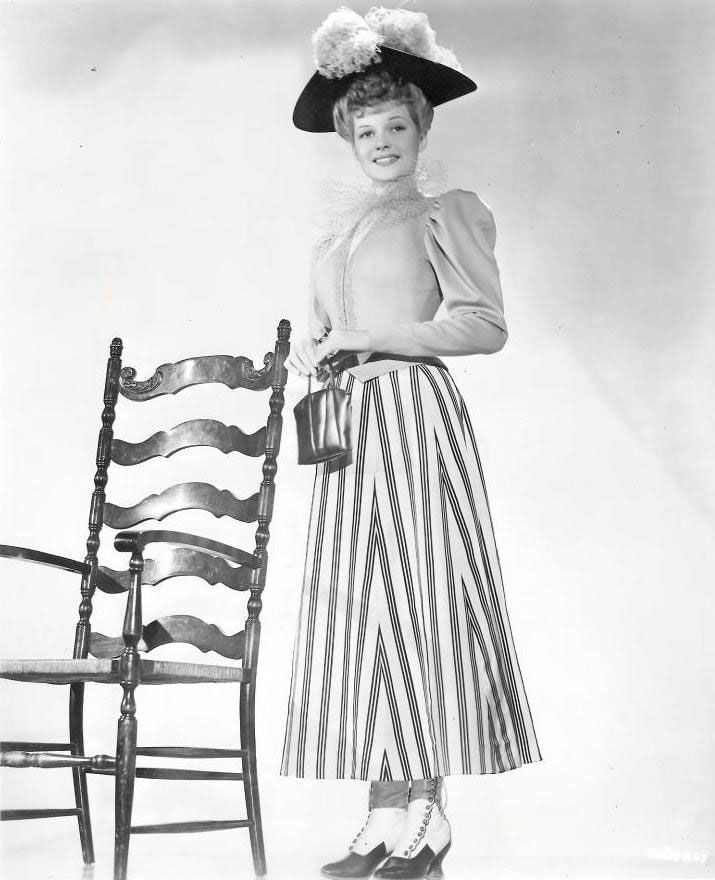 Rita Hayworth (The Strawberry Blonde, 1941) #88732994