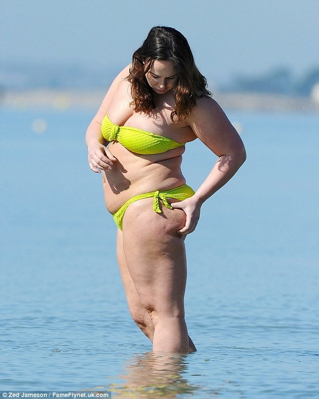 Chanelle hayes grosse
 #94178735