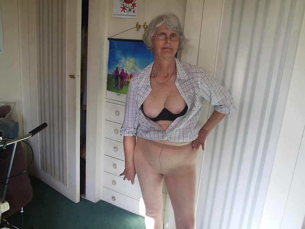 Only Hot Grannies And Matures In Solo Mix #7 - GregRotten #96570978