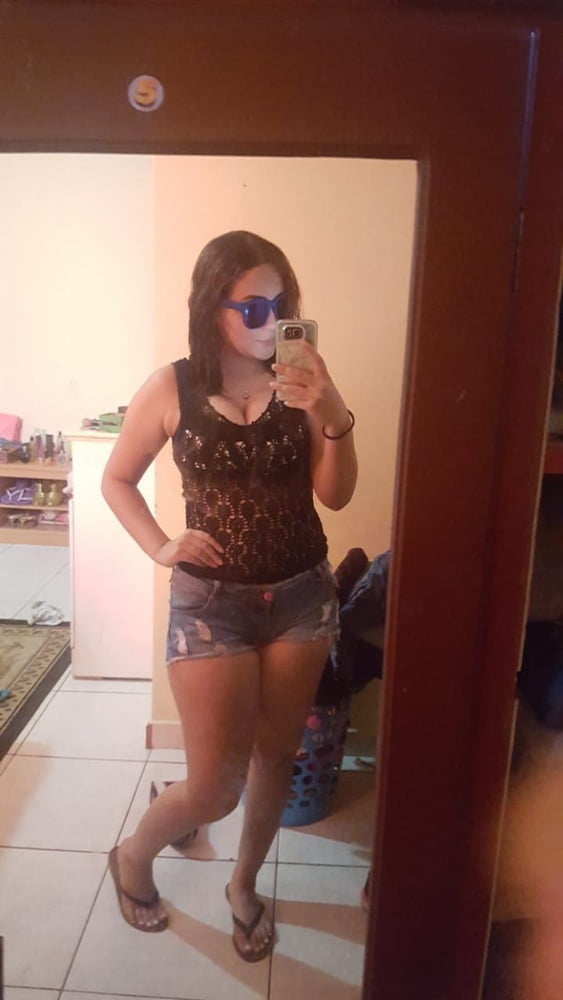 Chichona #80230230