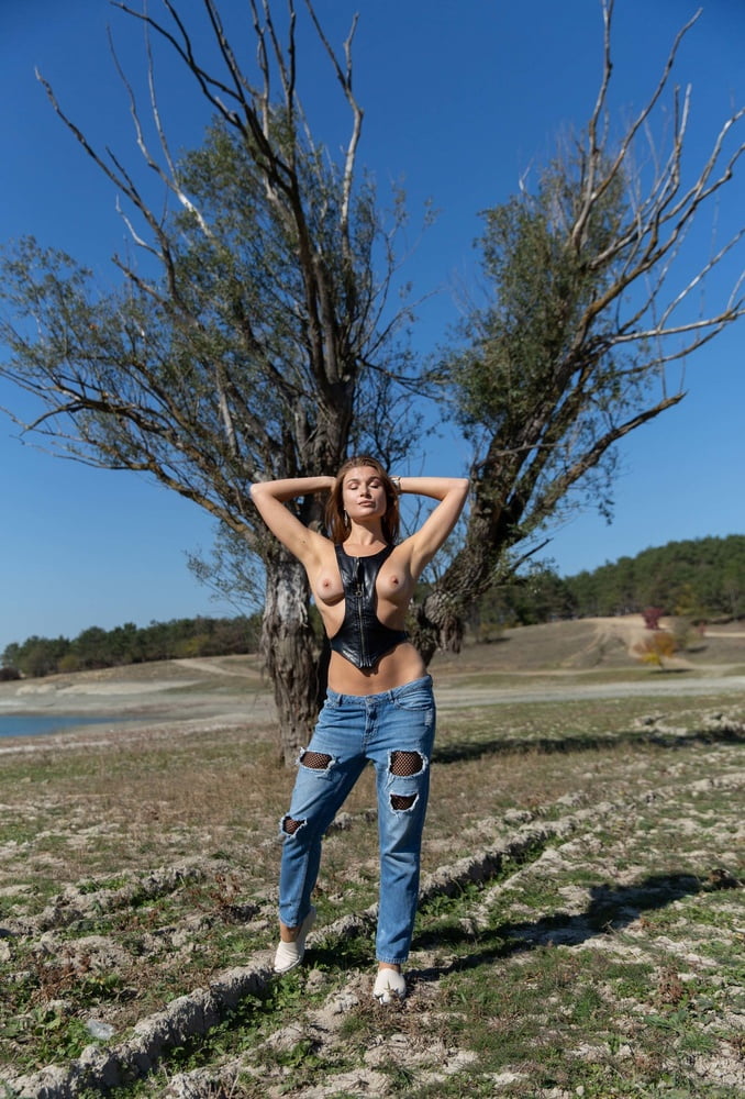 Tree Huggers 375 #90699100