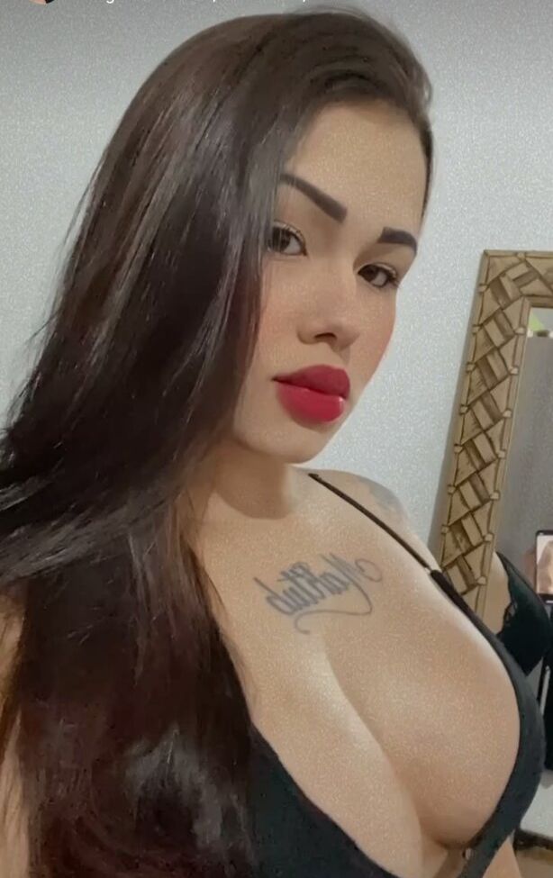 Edith Cristina Andrade desnuda #109040348