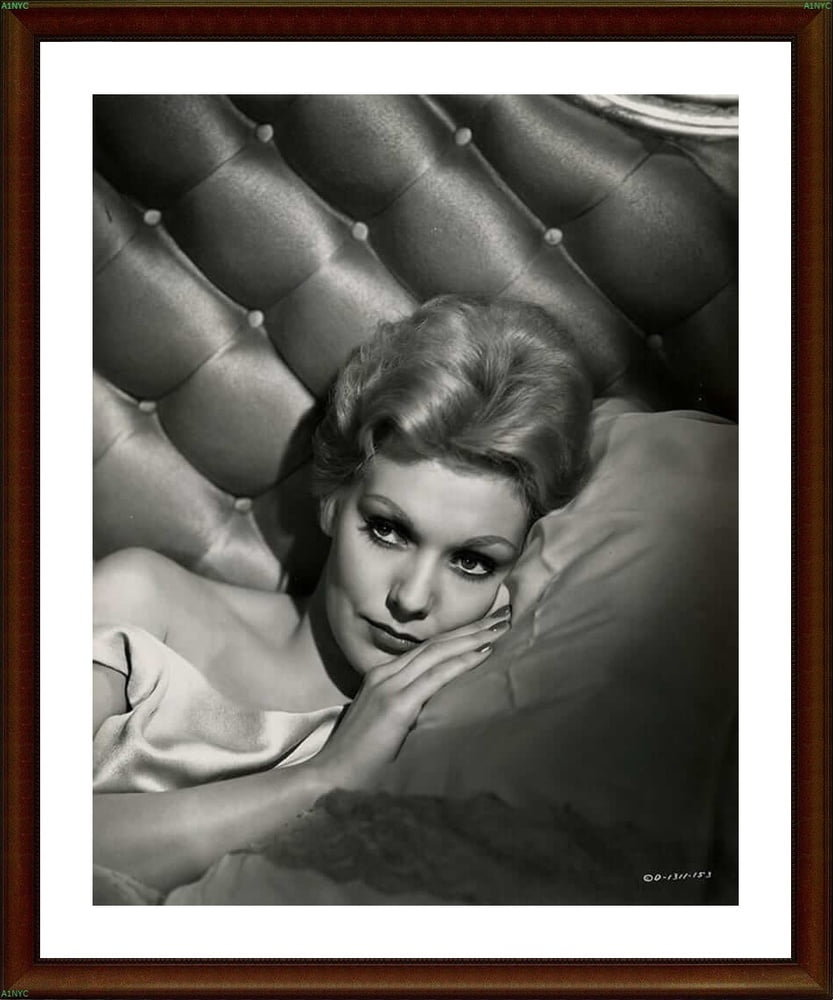 A1NYC Vintage Celebrity Actress #102151121