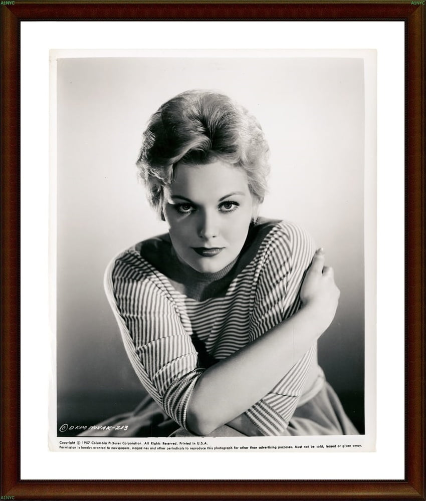 A1NYC Vintage Celebrity Actress #102151148