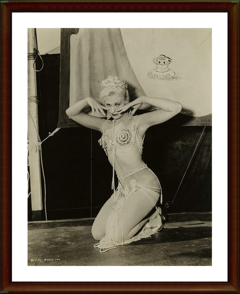 A1NYC Vintage Celebrity Actress #102151199