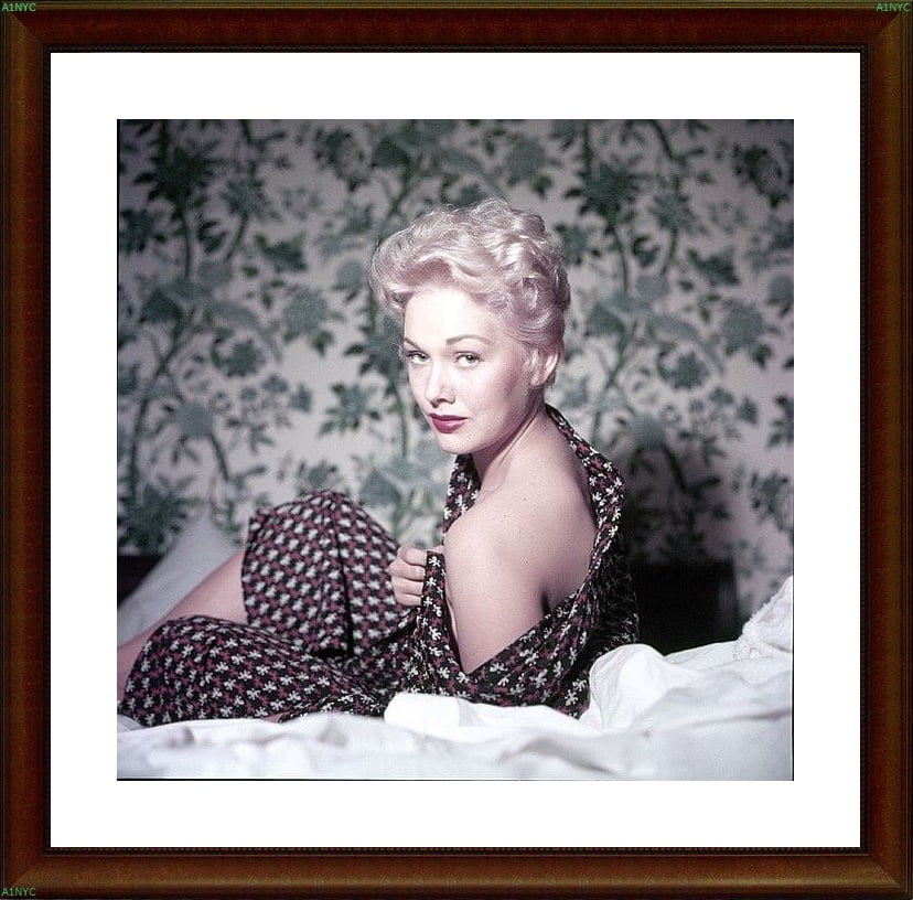A1NYC Vintage Celebrity Actress #102151226
