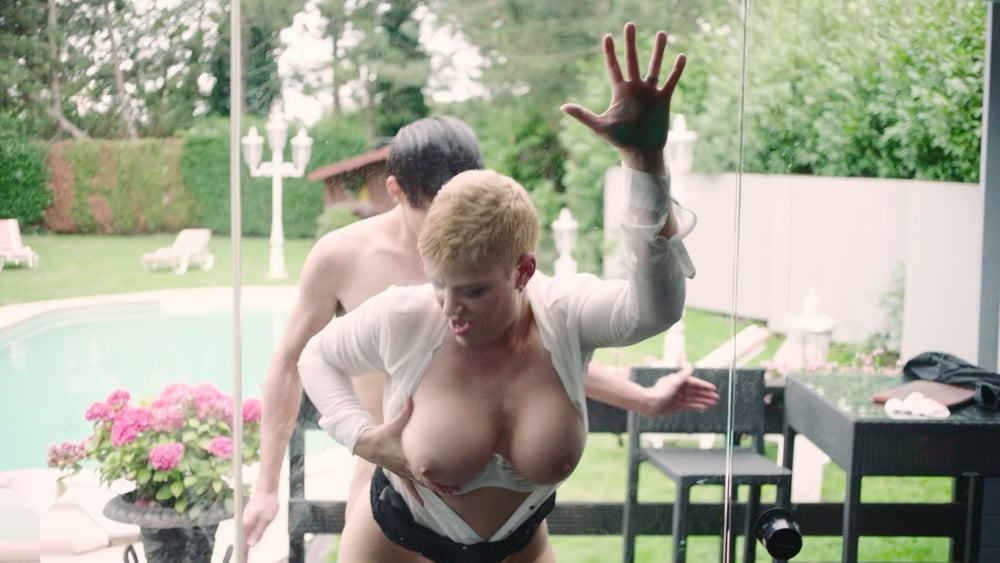 Nena madura caliente.
 #103105362