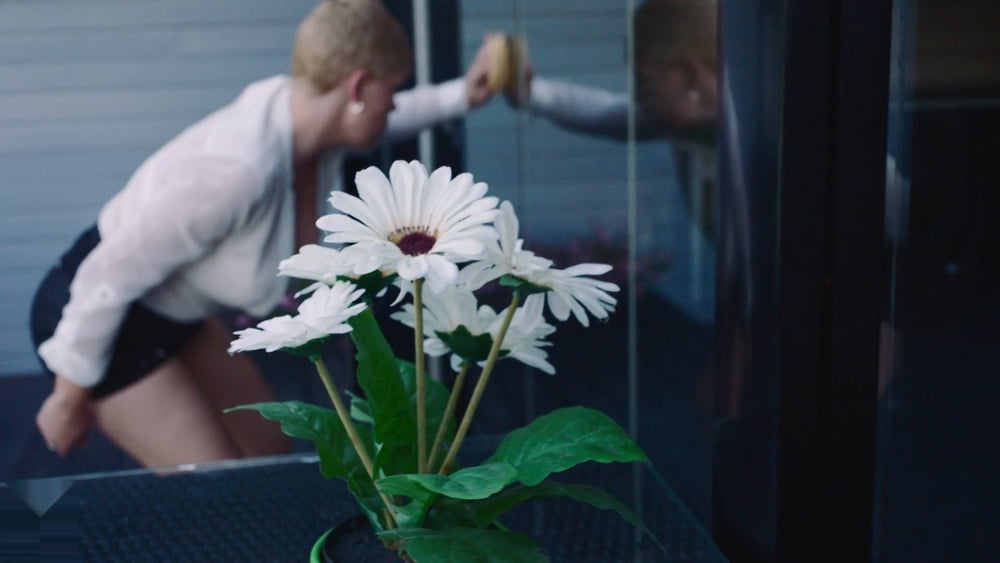 Nena madura caliente.
 #103105373