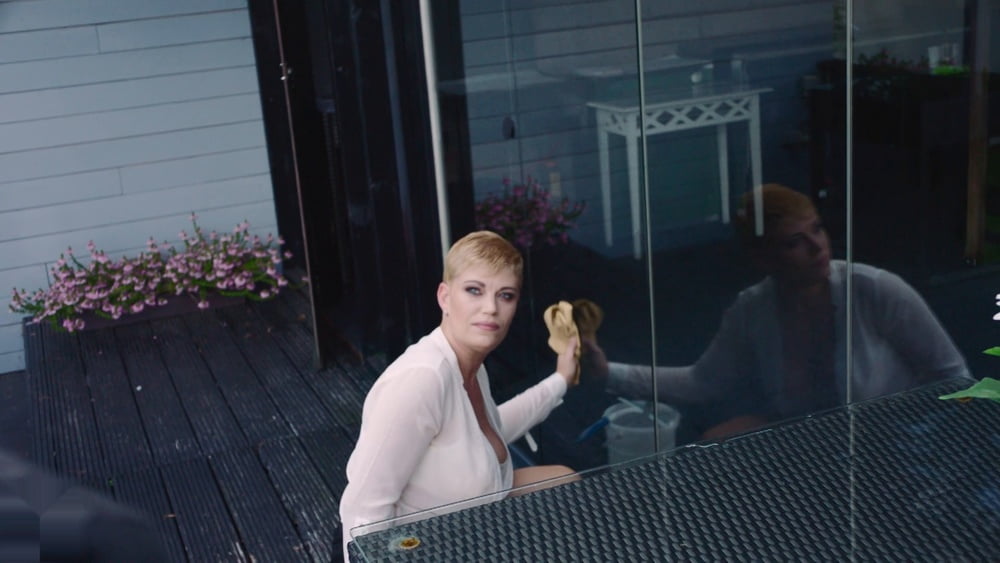 Nena madura caliente.
 #103105383