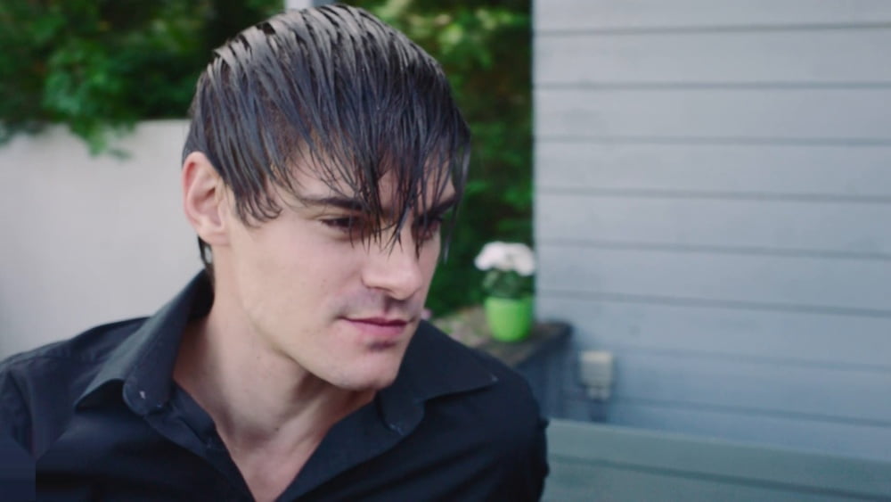 Nena madura caliente.
 #103105401