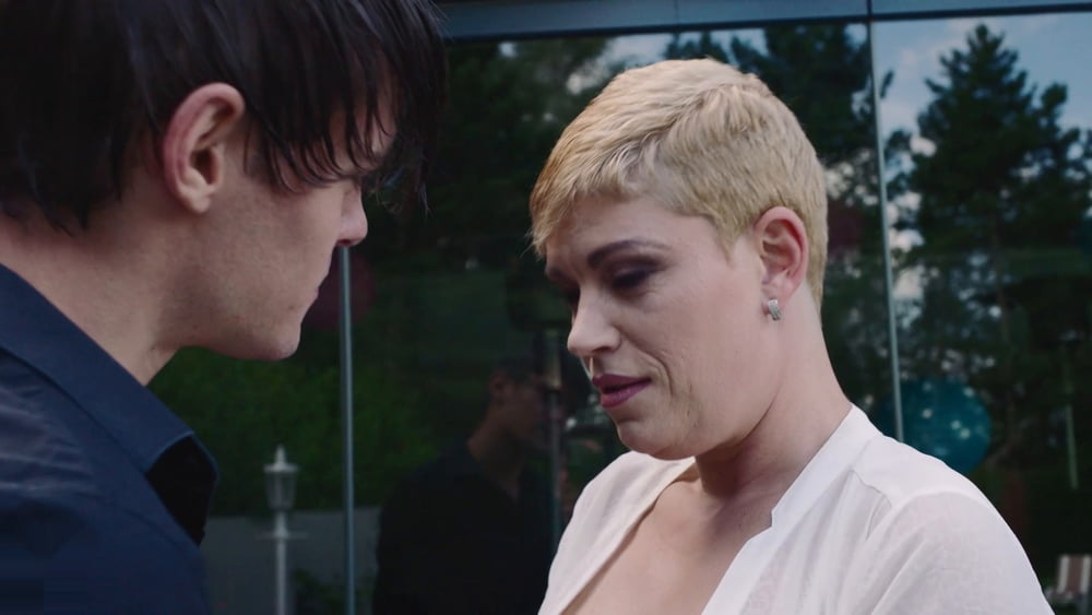 Nena madura caliente.
 #103105420