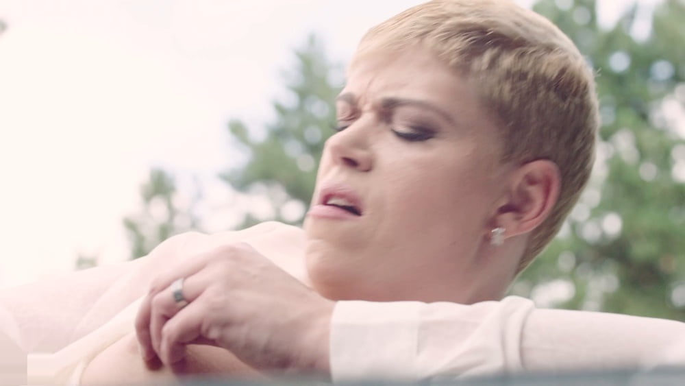 Nena madura caliente.
 #103105623