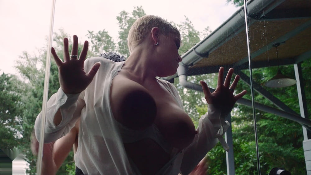 Nena madura caliente.
 #103105638