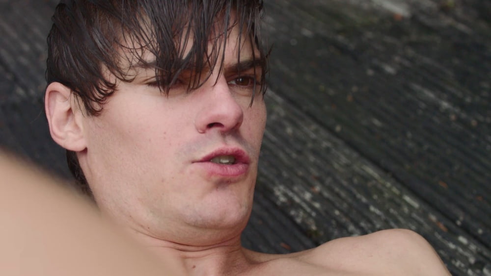 Nena madura caliente.
 #103105791