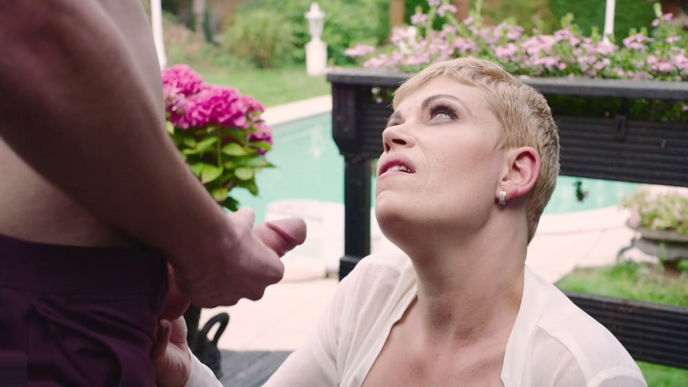 Nena madura caliente.
 #103105879