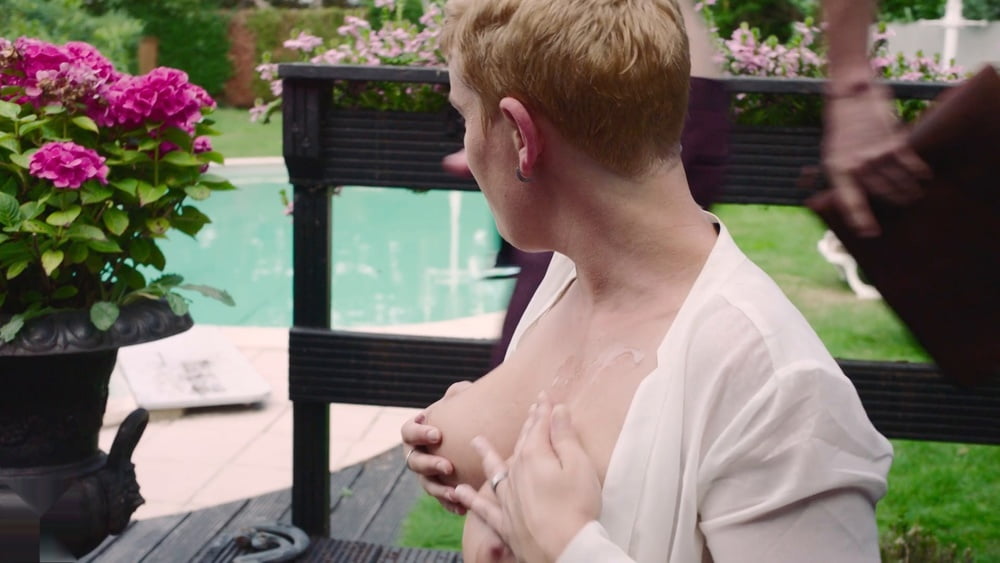 Nena madura caliente.
 #103105894