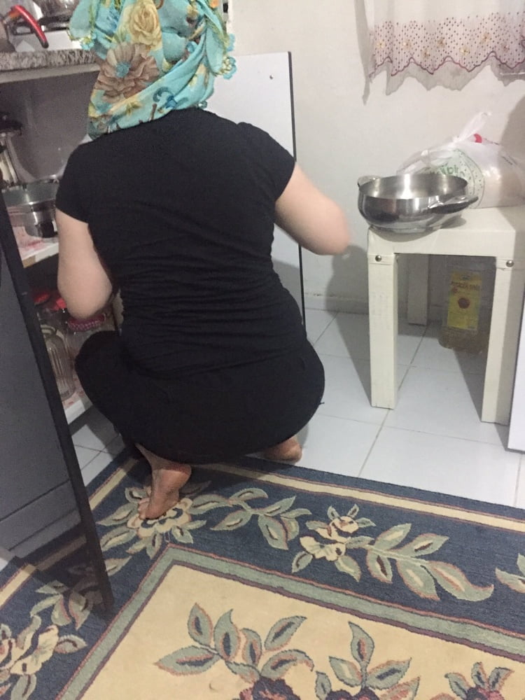 Türkisch turbanli anal arsch heiß asses hijab
 #81021857