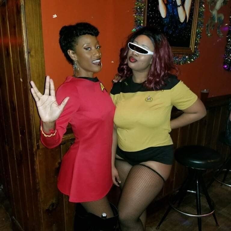Awesome Star Trek Babes 2 #106222004