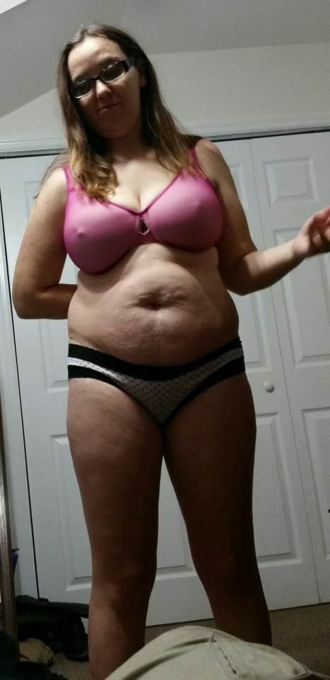 guess elizabeth doesn&#039;t know how to reverse image search #90513511