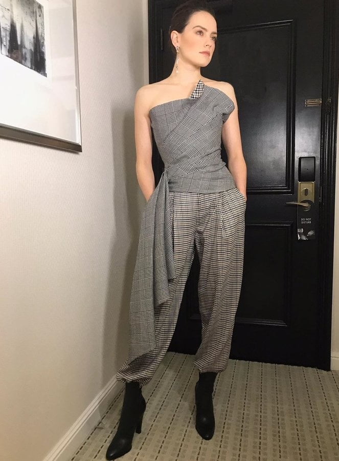 Daisy Ridley Fit As Fuck 2 #95686105