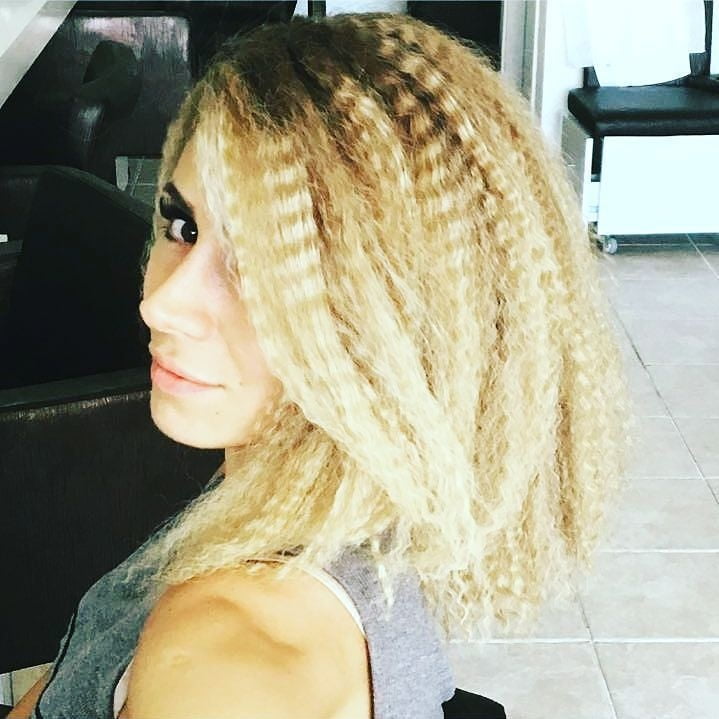 Cheveux crépus 4 ( cheveux sexy )
 #95336253