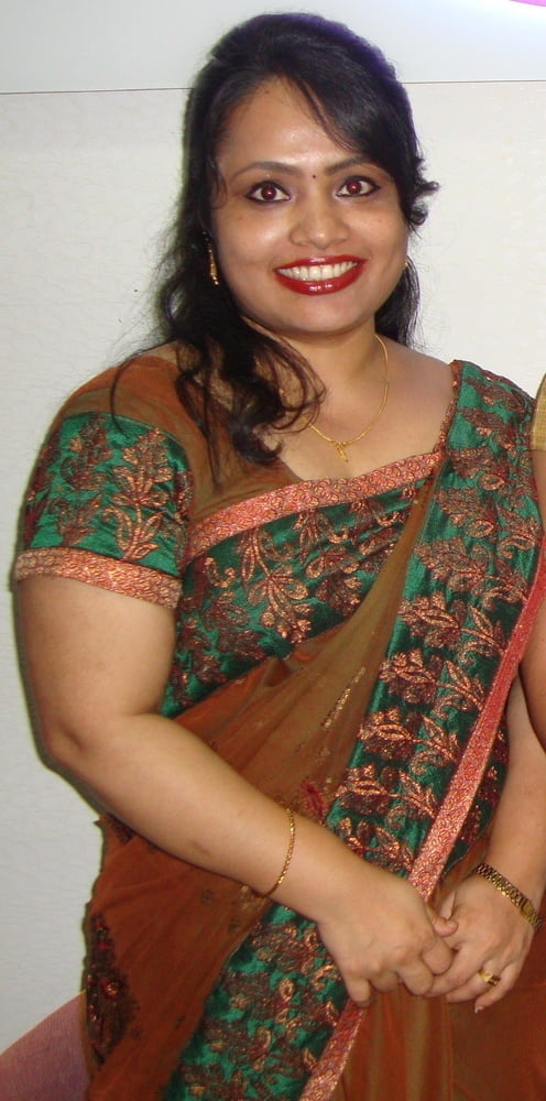 Bengalí corto y primo cubby
 #92678309