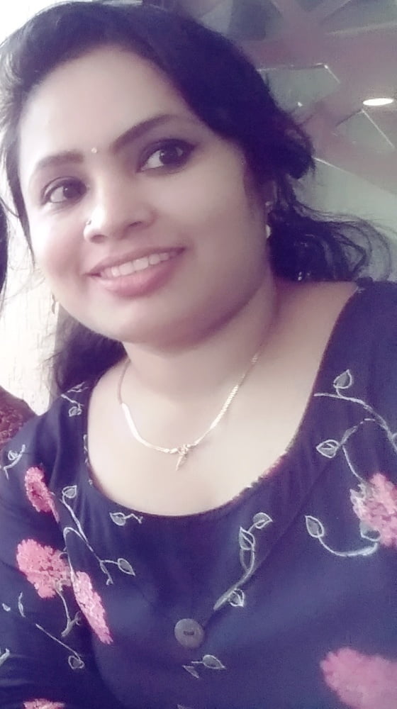 Bengalí corto y primo cubby
 #92678333